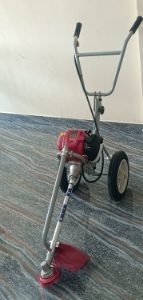GRASS CUTTER TROLLY TYPE 4 STROKE BRUSH CUTTER